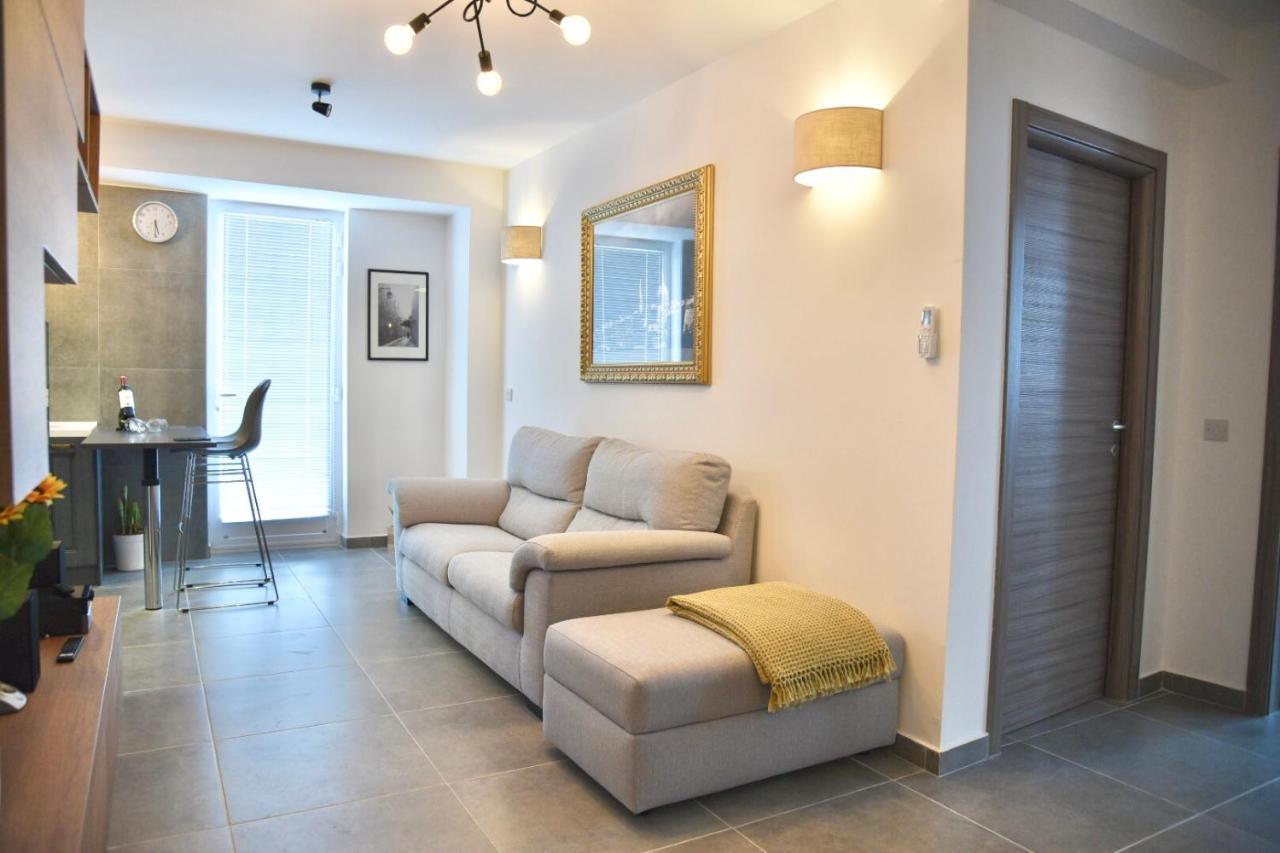 Bright & Modern 2-Bedroom, 4Th Floor Apartment In Gzira, Malta Exterior foto