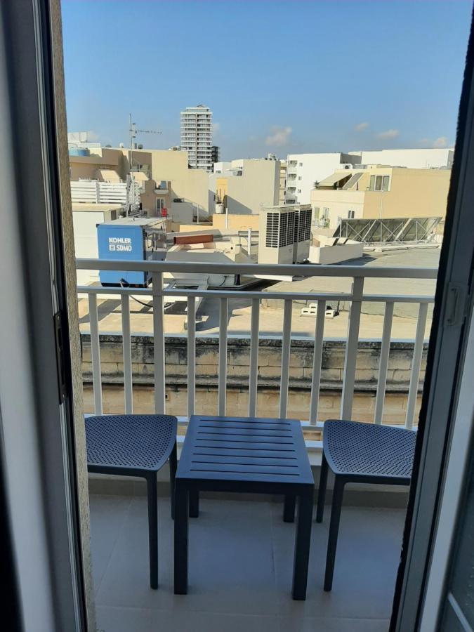 Bright & Modern 2-Bedroom, 4Th Floor Apartment In Gzira, Malta Exterior foto