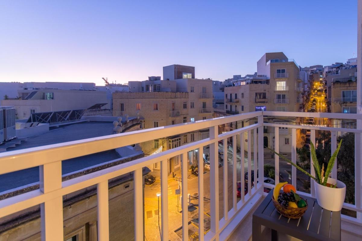 Bright & Modern 2-Bedroom, 4Th Floor Apartment In Gzira, Malta Exterior foto